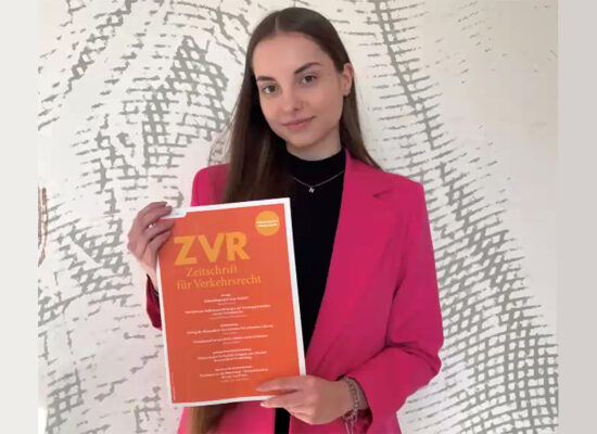 JUS | Studentin der Rechtswissenschaften publiziert Beitrag in ZVR